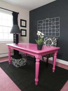 CI_Benjamin-Moore-Chalkboard-Wall-Calendar-Pink-Office_s3x4_lg