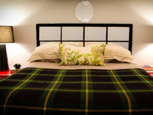 Original_Jessica-McKay-frosted-mirror-headboard_s4x3_lg