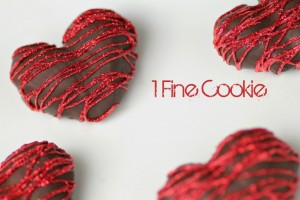 Chocolate-Covered-Strwaberry-Hearts-Filled-with-Marshmallow-by-1-Fine-Cookie-4-1024x683