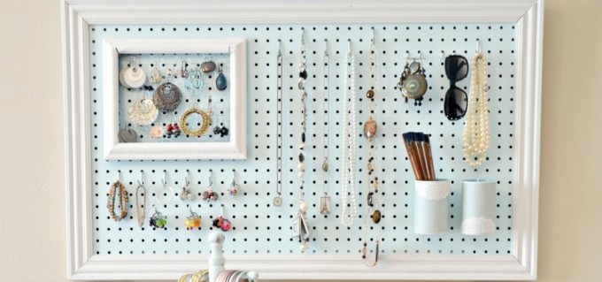 peg board