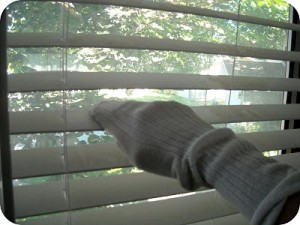 cleaning-blinds-2-300x225
