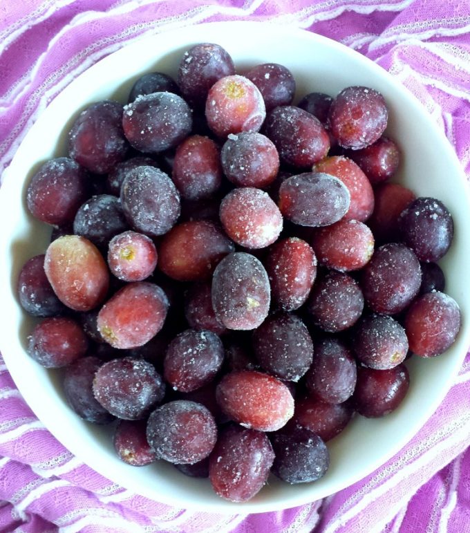 FrozenRedGrapes1768x1365 24/7 Moms