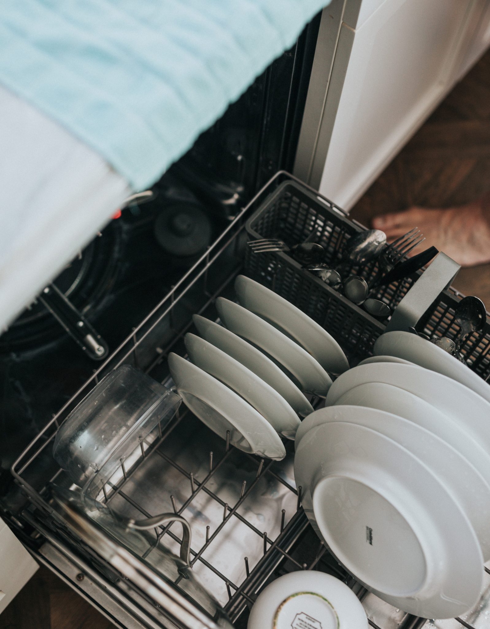 15 Things You Should Never Put in the Dishwasher 24/7 Moms